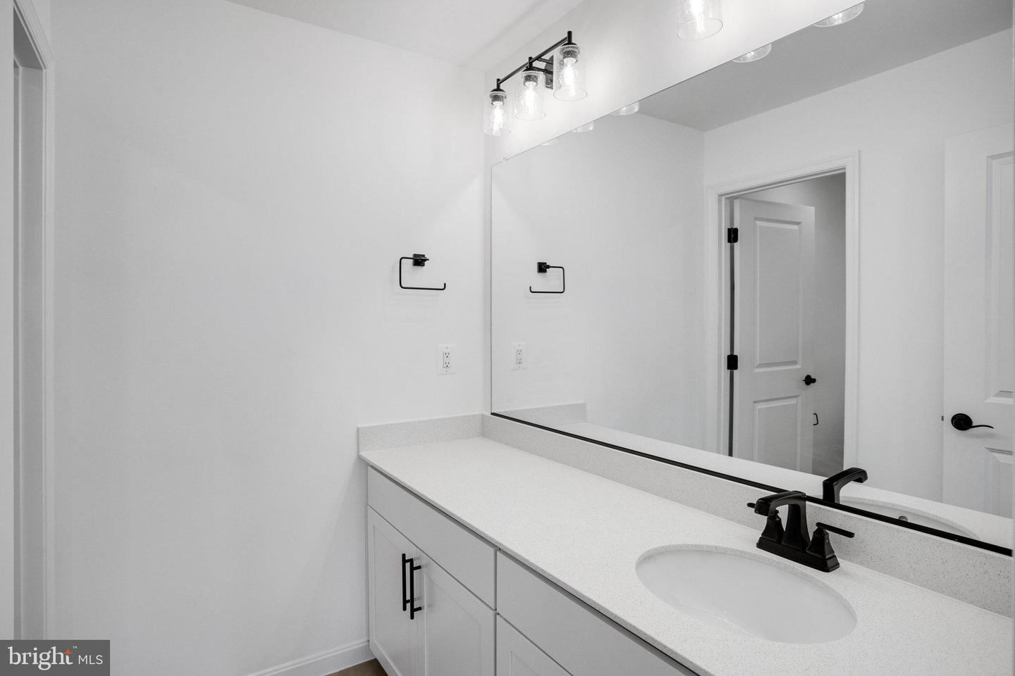 205 CAMWOOD CT, FREDERICKSBURG, Virginia 22405, 6 Bedrooms Bedrooms, ,4 BathroomsBathrooms,Residential,For sale,205 CAMWOOD CT,VAST2041794 MLS # VAST2041794