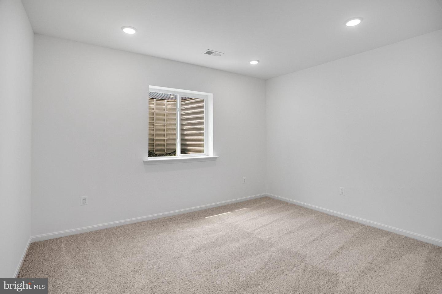 205 CAMWOOD CT, FREDERICKSBURG, Virginia 22405, 6 Bedrooms Bedrooms, ,4 BathroomsBathrooms,Residential,For sale,205 CAMWOOD CT,VAST2041794 MLS # VAST2041794