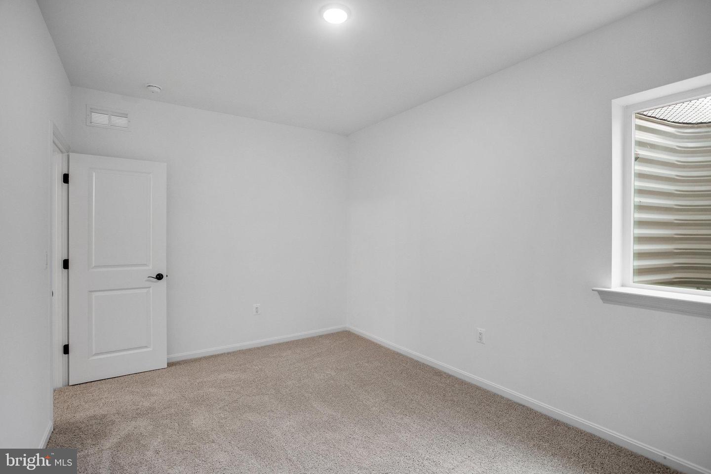 205 CAMWOOD CT, FREDERICKSBURG, Virginia 22405, 6 Bedrooms Bedrooms, ,4 BathroomsBathrooms,Residential,For sale,205 CAMWOOD CT,VAST2041794 MLS # VAST2041794