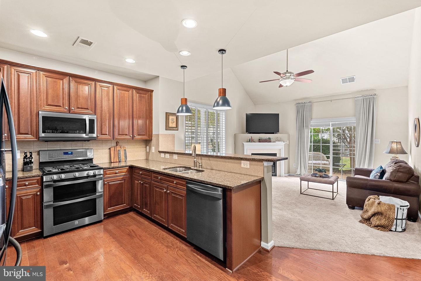44397 ADARE MANOR SQ, ASHBURN, Virginia 20147, 3 Bedrooms Bedrooms, ,2 BathroomsBathrooms,Residential,For sale,44397 ADARE MANOR SQ,VALO2106718 MLS # VALO2106718