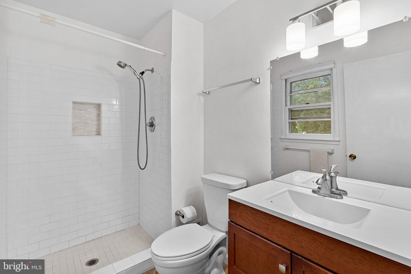 4222 BRAEBURN DR, FAIRFAX, Virginia 22032, 4 Bedrooms Bedrooms, ,2 BathroomsBathrooms,Residential,For sale,4222 BRAEBURN DR,VAFX2268880 MLS # VAFX2268880