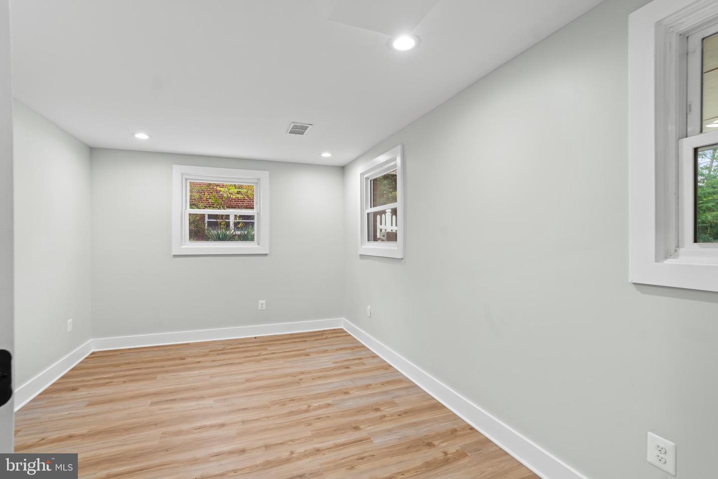 4417 20TH ST NE, WASHINGTON, District Of Columbia 20018, 4 Bedrooms Bedrooms, ,3 BathroomsBathrooms,Residential,For sale,4417 20TH ST NE,DCDC2225940 MLS # DCDC2225940