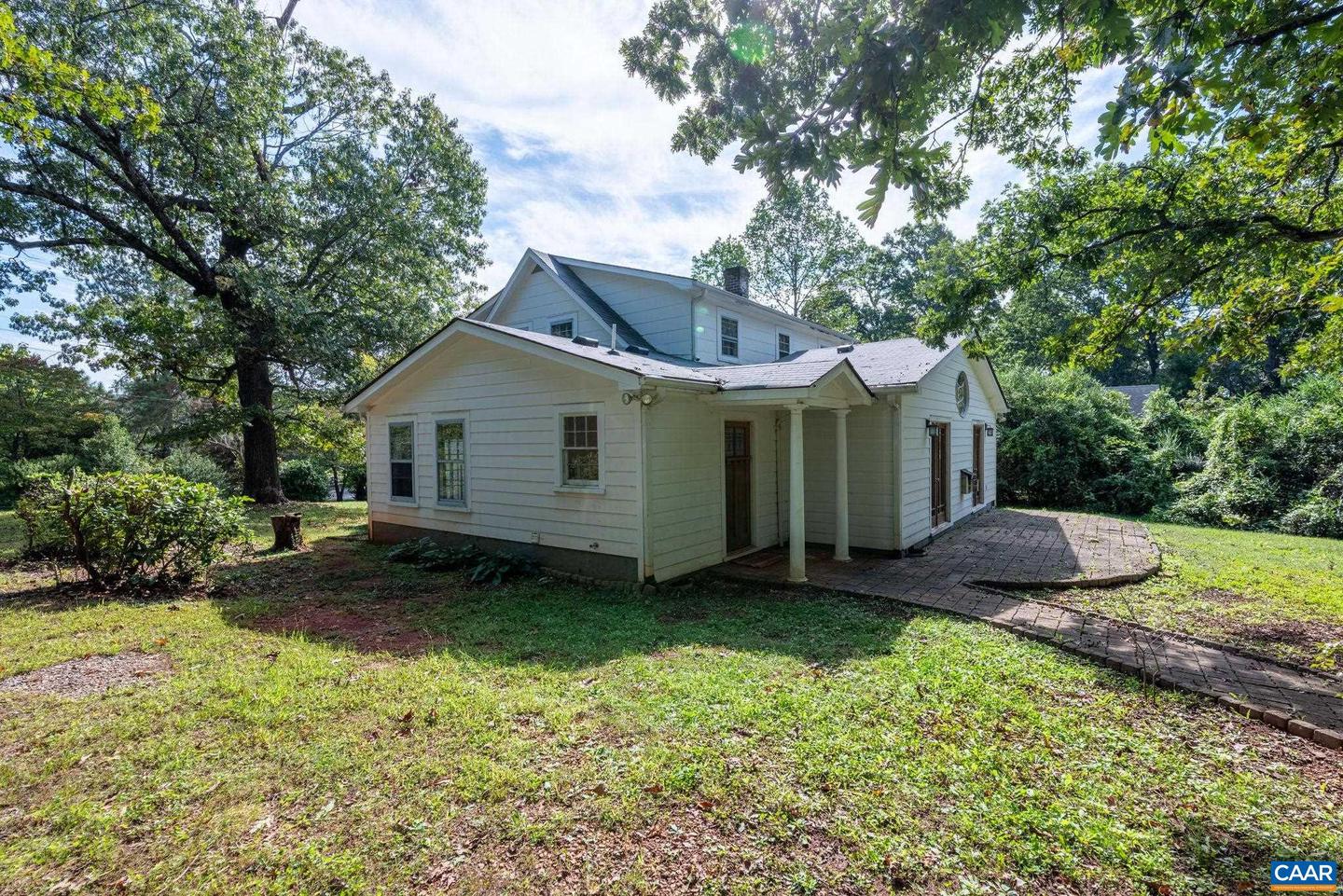 2514 TAYLORS GAP RD, NORTH GARDEN, Virginia 22959, 4 Bedrooms Bedrooms, ,2 BathroomsBathrooms,Residential,For sale,2514 TAYLORS GAP RD,669830 MLS # 669830