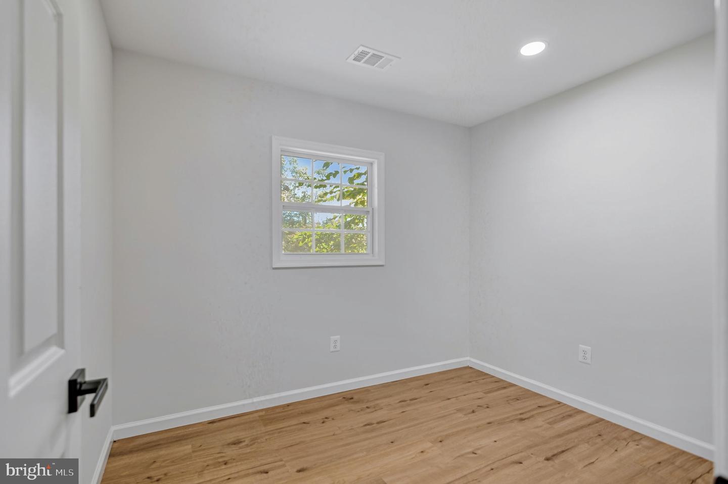 14212 FALLBROOK LN, WOODBRIDGE, Virginia 22193, 4 Bedrooms Bedrooms, ,3 BathroomsBathrooms,Residential,For sale,14212 FALLBROOK LN,VAPW2105730 MLS # VAPW2105730