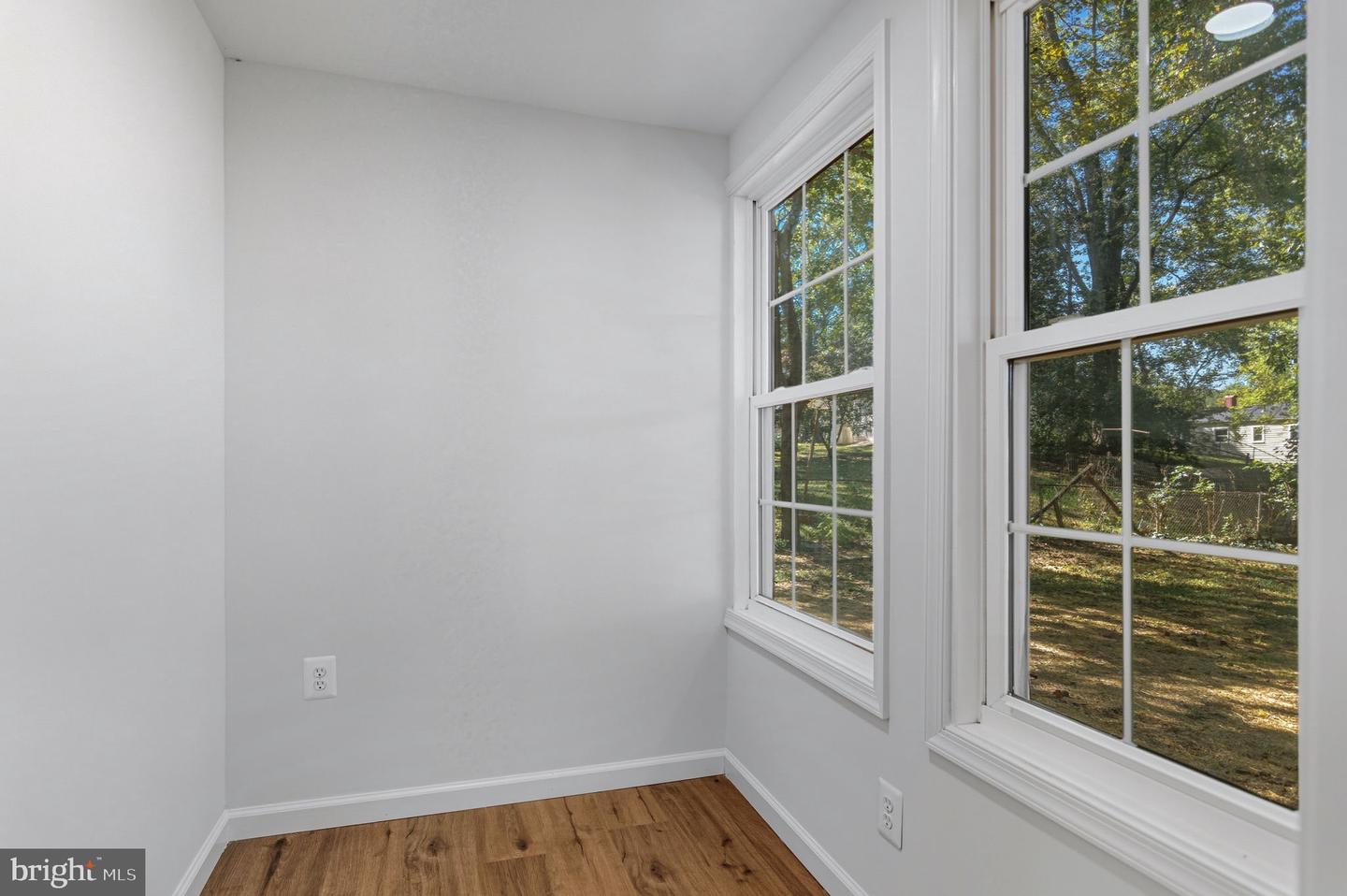 14212 FALLBROOK LN, WOODBRIDGE, Virginia 22193, 4 Bedrooms Bedrooms, ,3 BathroomsBathrooms,Residential,For sale,14212 FALLBROOK LN,VAPW2105730 MLS # VAPW2105730