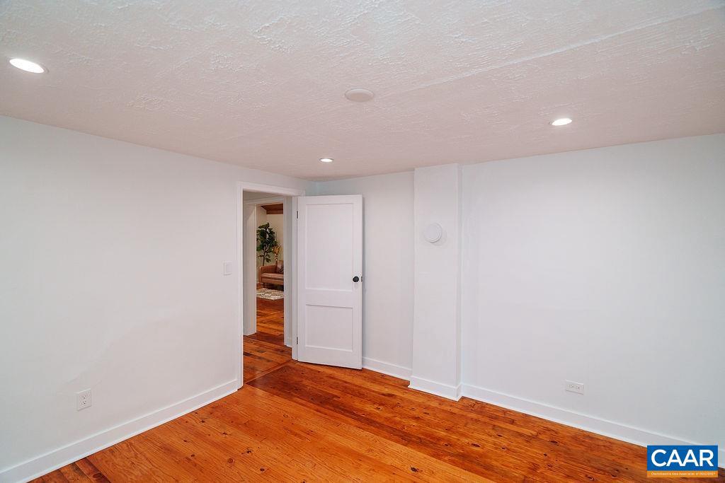 911 BOLLING AVE, CHARLOTTESVILLE, Virginia 22902, 2 Bedrooms Bedrooms, ,1 BathroomBathrooms,Residential,For sale,911 BOLLING AVE,669922 MLS # 669922