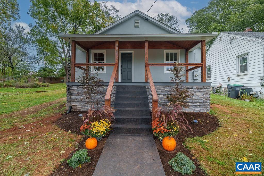 911 BOLLING AVE, CHARLOTTESVILLE, Virginia 22902, 2 Bedrooms Bedrooms, ,1 BathroomBathrooms,Residential,For sale,911 BOLLING AVE,669922 MLS # 669922