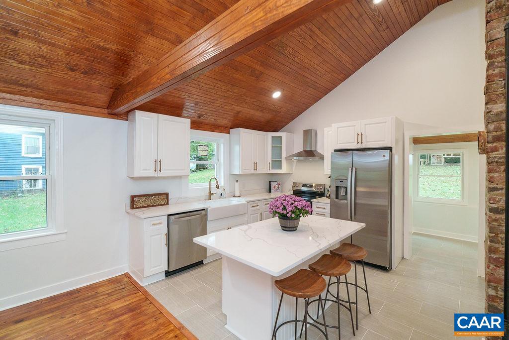 911 BOLLING AVE, CHARLOTTESVILLE, Virginia 22902, 2 Bedrooms Bedrooms, ,1 BathroomBathrooms,Residential,For sale,911 BOLLING AVE,669922 MLS # 669922