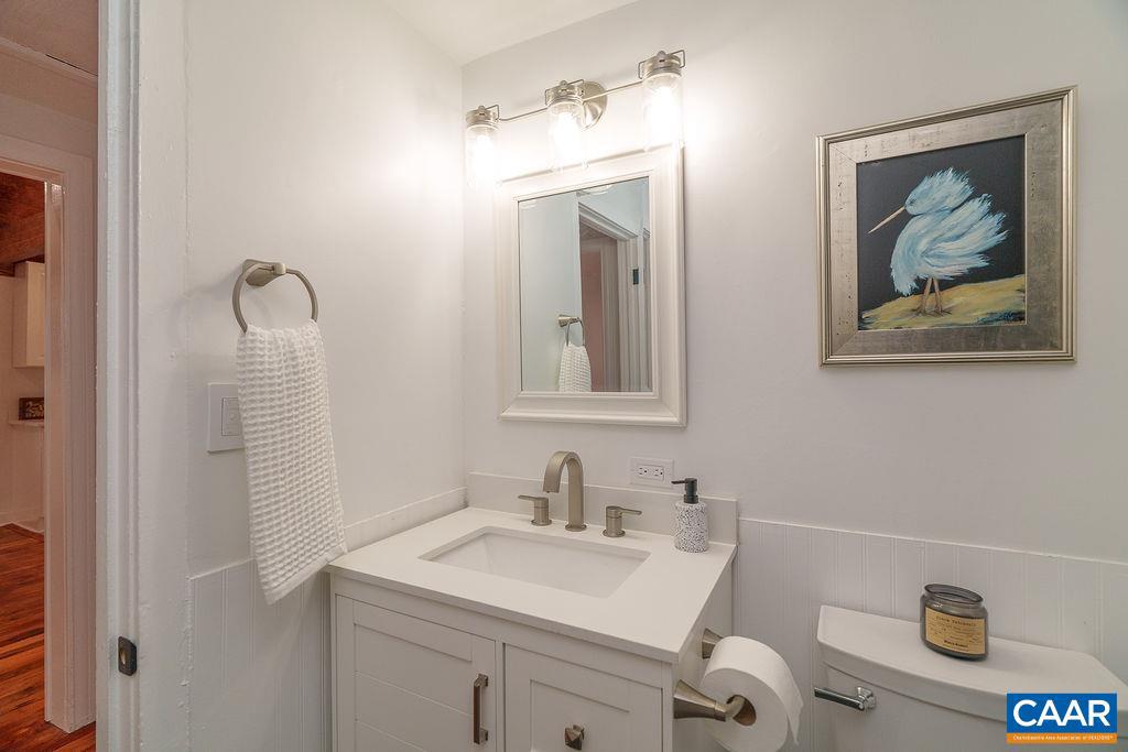 911 BOLLING AVE, CHARLOTTESVILLE, Virginia 22902, 2 Bedrooms Bedrooms, ,1 BathroomBathrooms,Residential,For sale,911 BOLLING AVE,669922 MLS # 669922