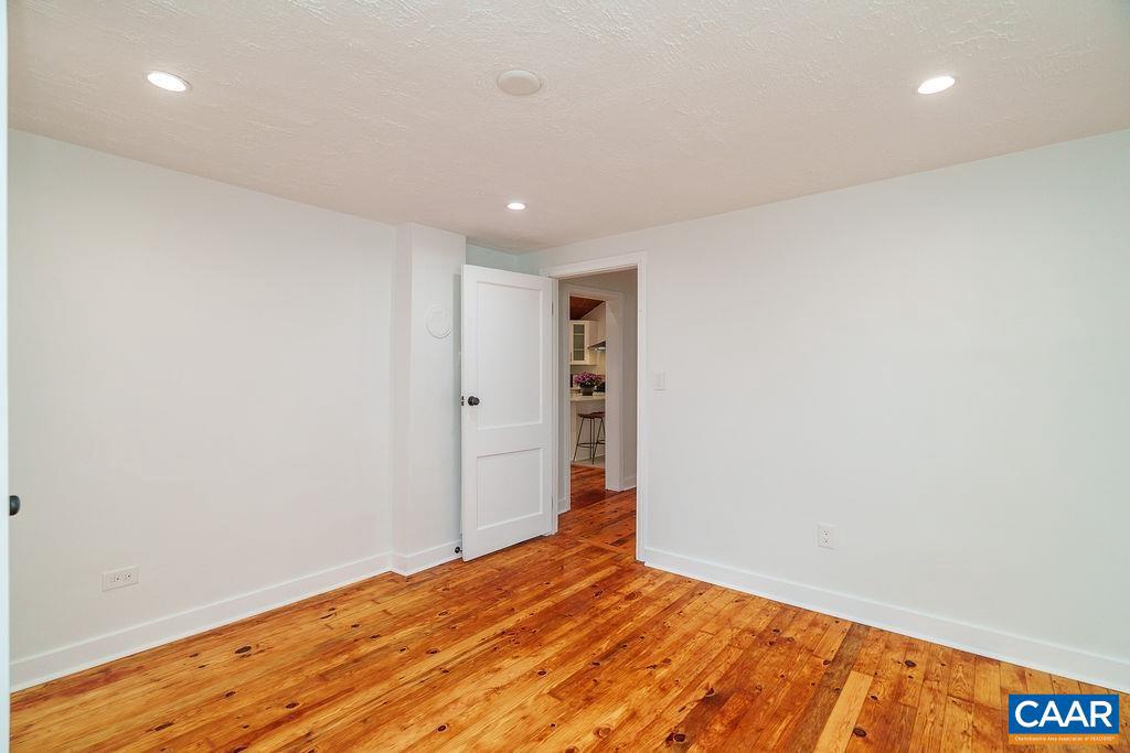 911 BOLLING AVE, CHARLOTTESVILLE, Virginia 22902, 2 Bedrooms Bedrooms, ,1 BathroomBathrooms,Residential,For sale,911 BOLLING AVE,669922 MLS # 669922