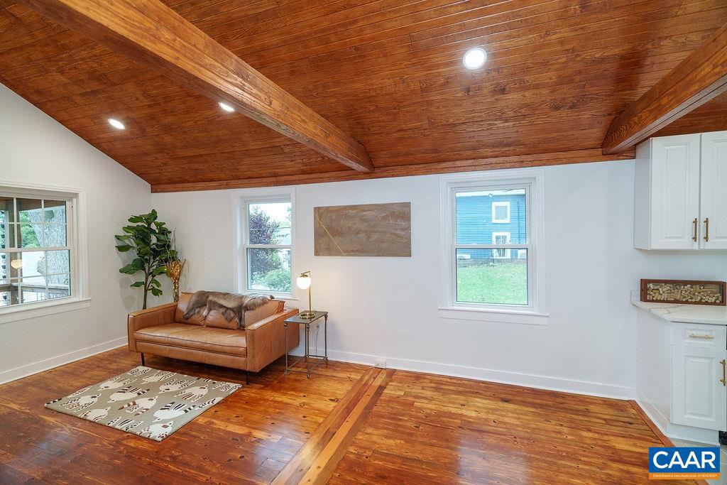 911 BOLLING AVE, CHARLOTTESVILLE, Virginia 22902, 2 Bedrooms Bedrooms, ,1 BathroomBathrooms,Residential,For sale,911 BOLLING AVE,669922 MLS # 669922