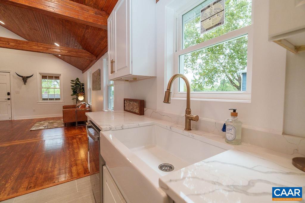 911 BOLLING AVE, CHARLOTTESVILLE, Virginia 22902, 2 Bedrooms Bedrooms, ,1 BathroomBathrooms,Residential,For sale,911 BOLLING AVE,669922 MLS # 669922