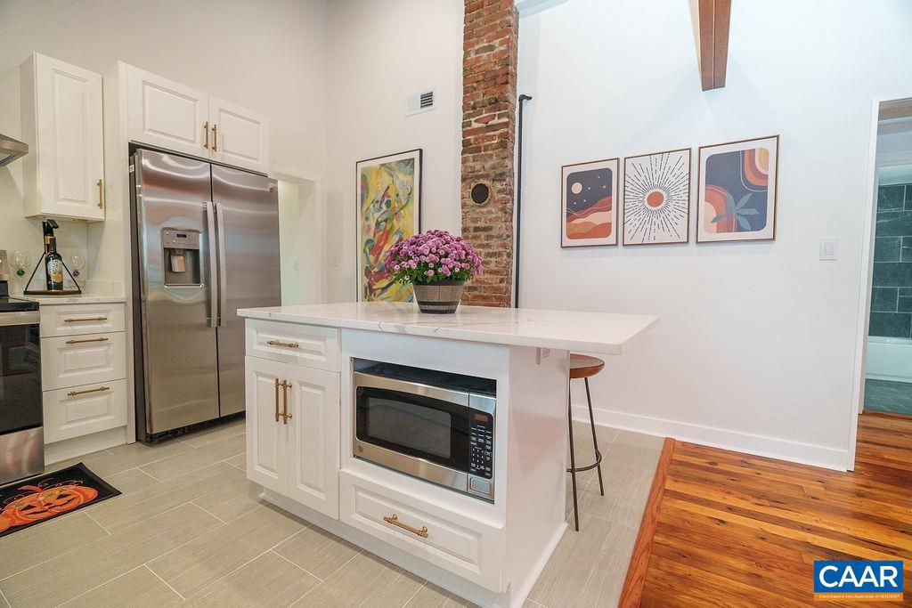 911 BOLLING AVE, CHARLOTTESVILLE, Virginia 22902, 2 Bedrooms Bedrooms, ,1 BathroomBathrooms,Residential,For sale,911 BOLLING AVE,669922 MLS # 669922