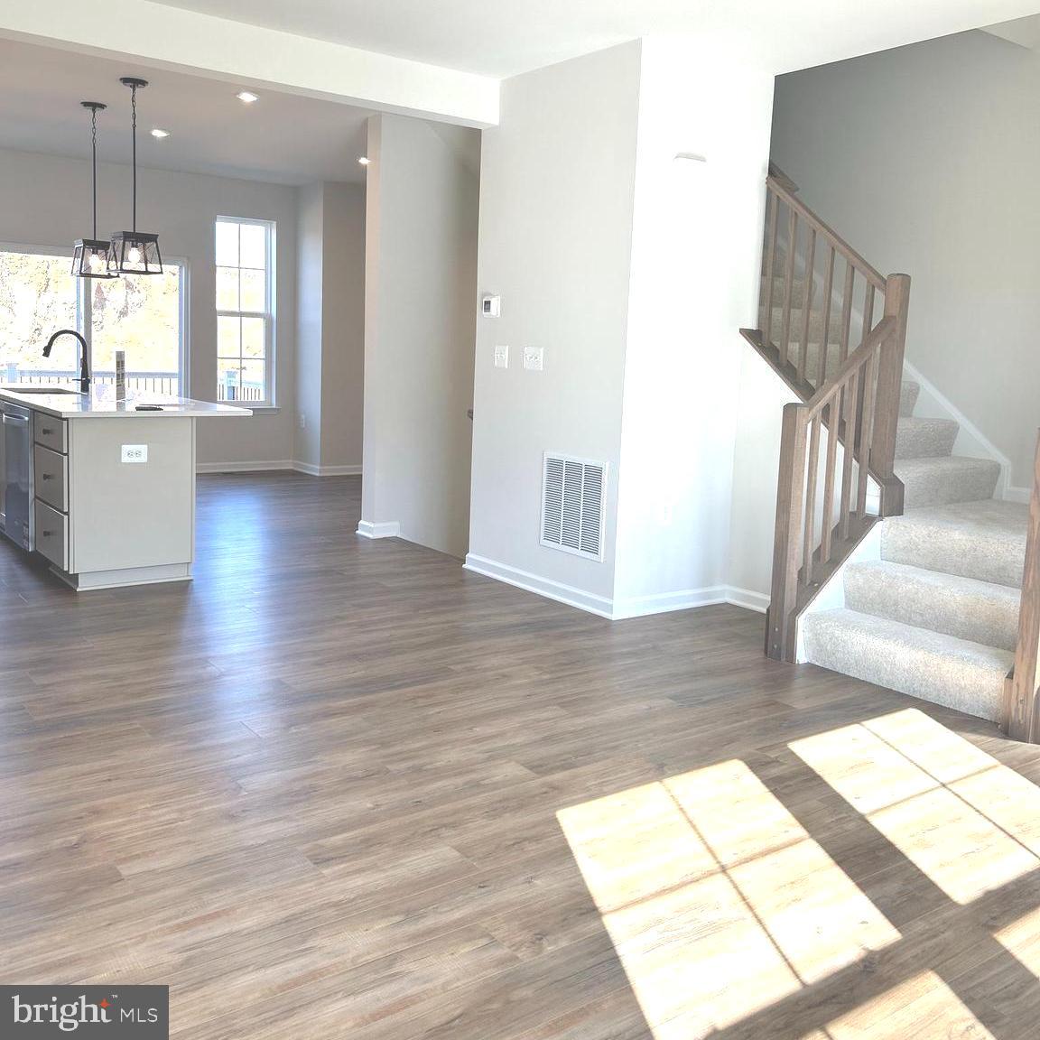210 MONTEITH DR, WINCHESTER, Virginia 22601, 3 Bedrooms Bedrooms, ,3 BathroomsBathrooms,Residential,For sale,210 MONTEITH DR,VAWI2009246 MLS # VAWI2009246