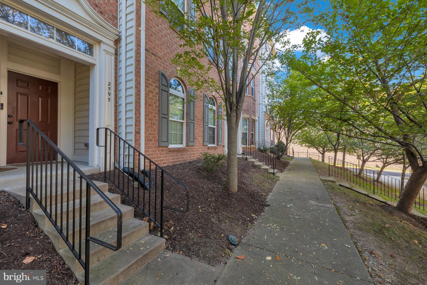 2595 EASTBOURNE DR, WOODBRIDGE, Virginia 22191, 3 Bedrooms Bedrooms, ,2 BathroomsBathrooms,Residential,For sale,2595 EASTBOURNE DR,VAPW2105996 MLS # VAPW2105996