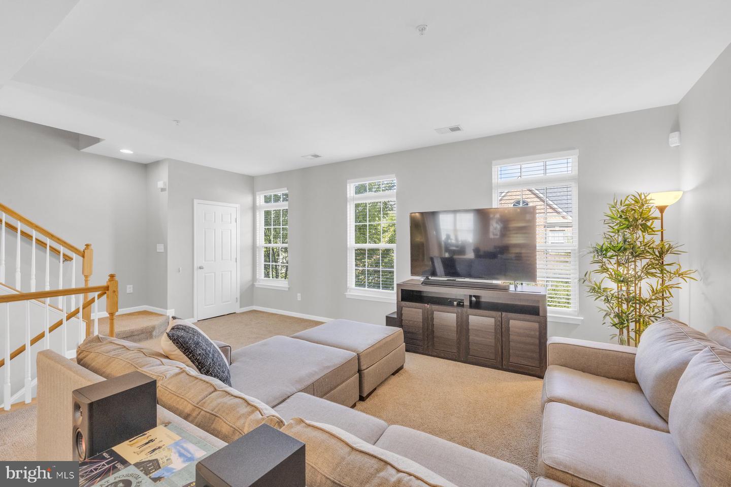 2595 EASTBOURNE DR, WOODBRIDGE, Virginia 22191, 3 Bedrooms Bedrooms, ,2 BathroomsBathrooms,Residential,For sale,2595 EASTBOURNE DR,VAPW2105996 MLS # VAPW2105996