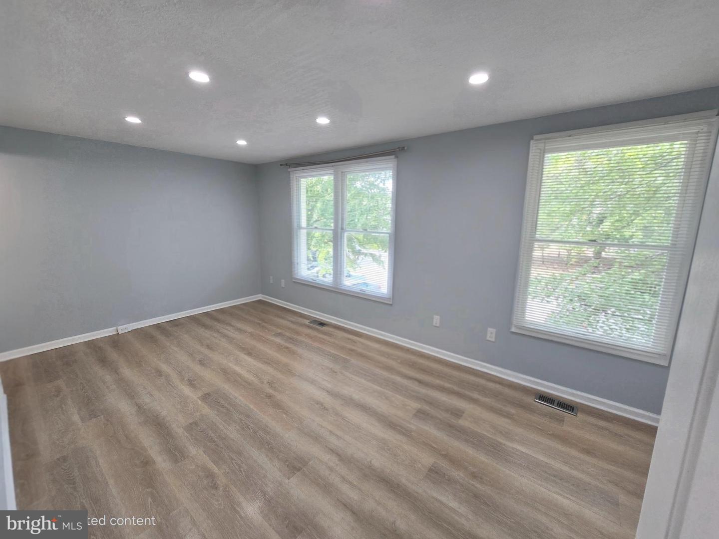 12899 BJORK LN, WOODBRIDGE, Virginia 22192, 3 Bedrooms Bedrooms, ,2 BathroomsBathrooms,Residential,For sale,12899 BJORK LN,VAPW2106040 MLS # VAPW2106040