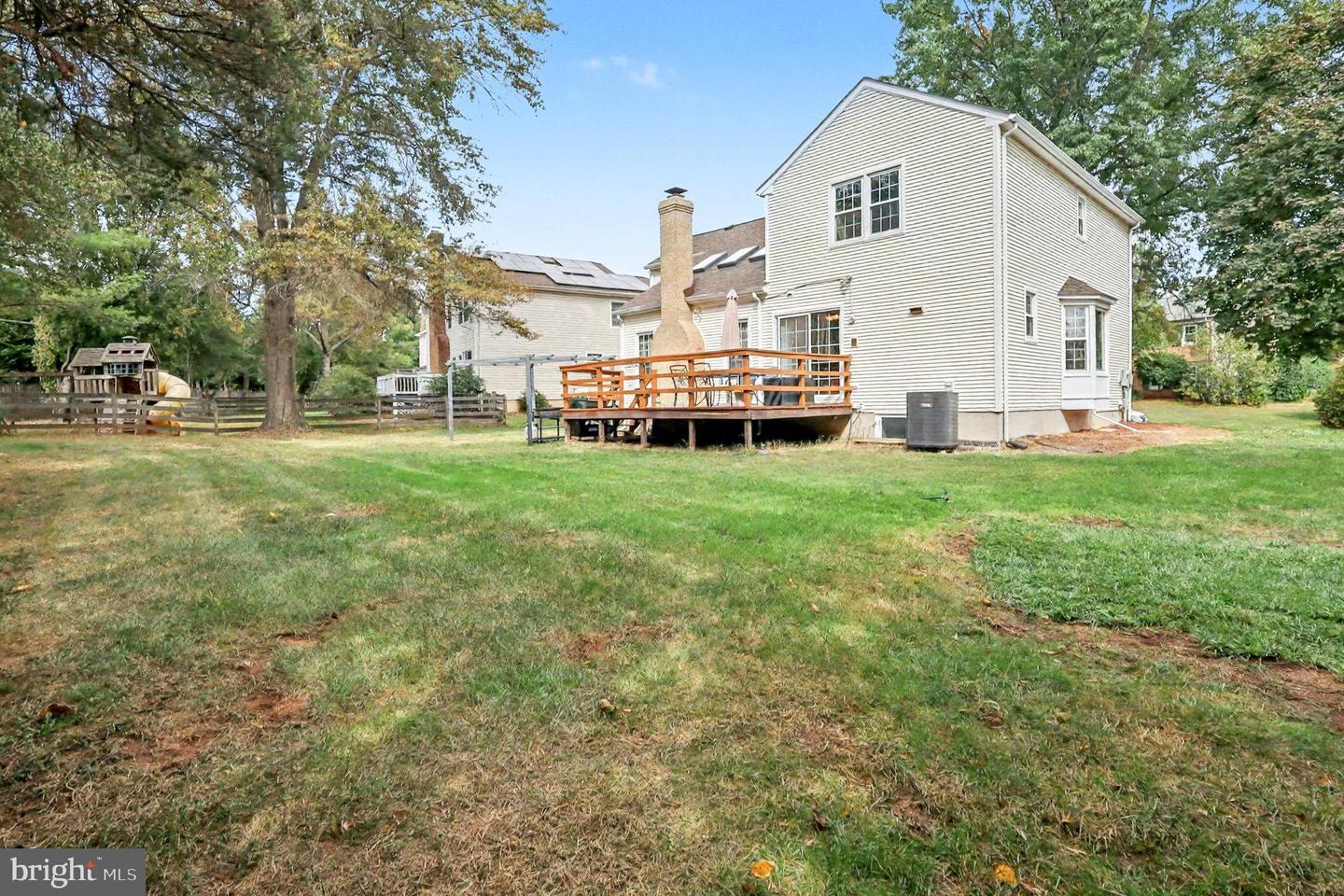 3606 CANOE BIRCH CT, FAIRFAX, Virginia 22033, 4 Bedrooms Bedrooms, 8 Rooms Rooms,3 BathroomsBathrooms,Residential,For sale,3606 CANOE BIRCH CT,VAFX2274422 MLS # VAFX2274422