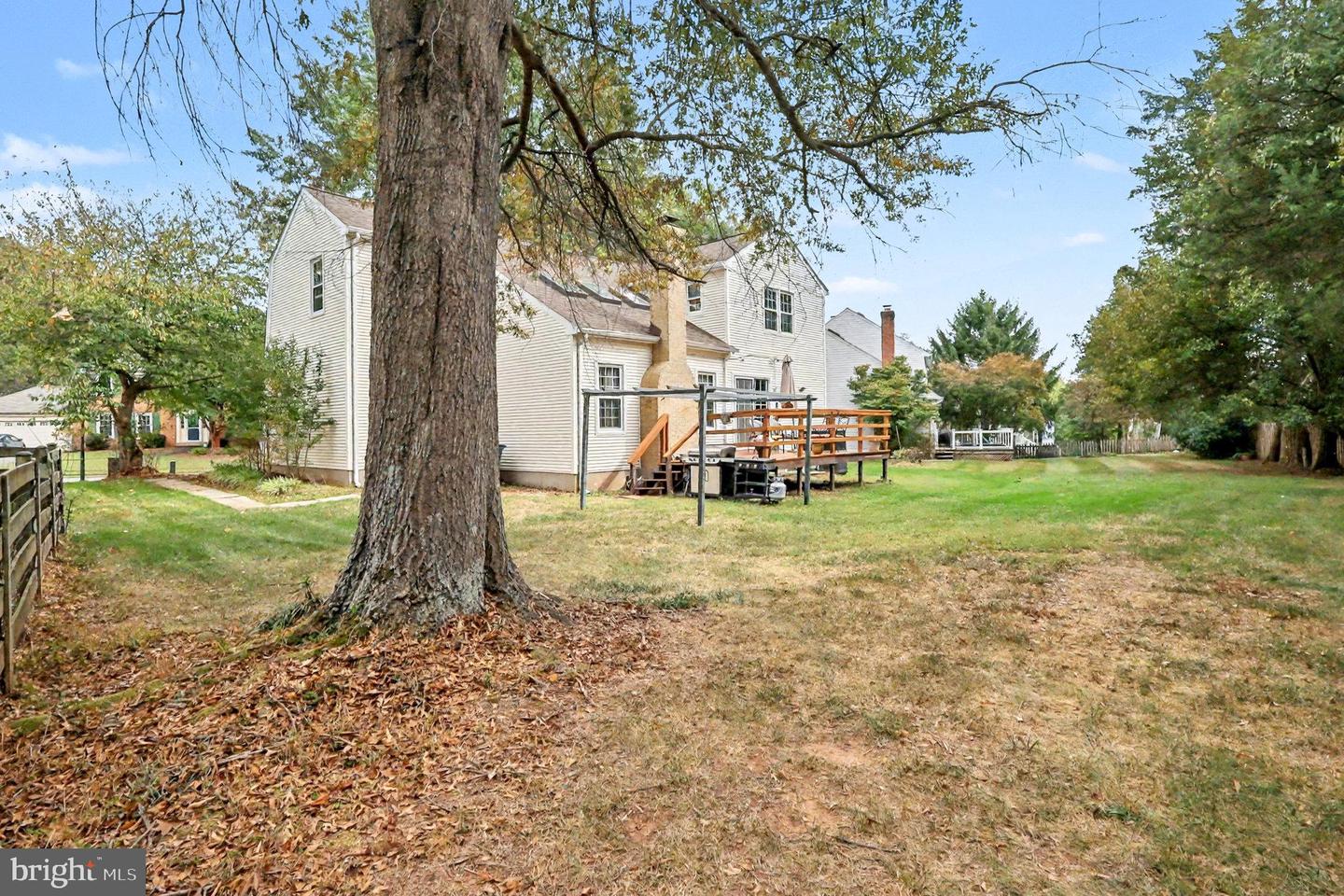 3606 CANOE BIRCH CT, FAIRFAX, Virginia 22033, 4 Bedrooms Bedrooms, 8 Rooms Rooms,3 BathroomsBathrooms,Residential,For sale,3606 CANOE BIRCH CT,VAFX2274422 MLS # VAFX2274422