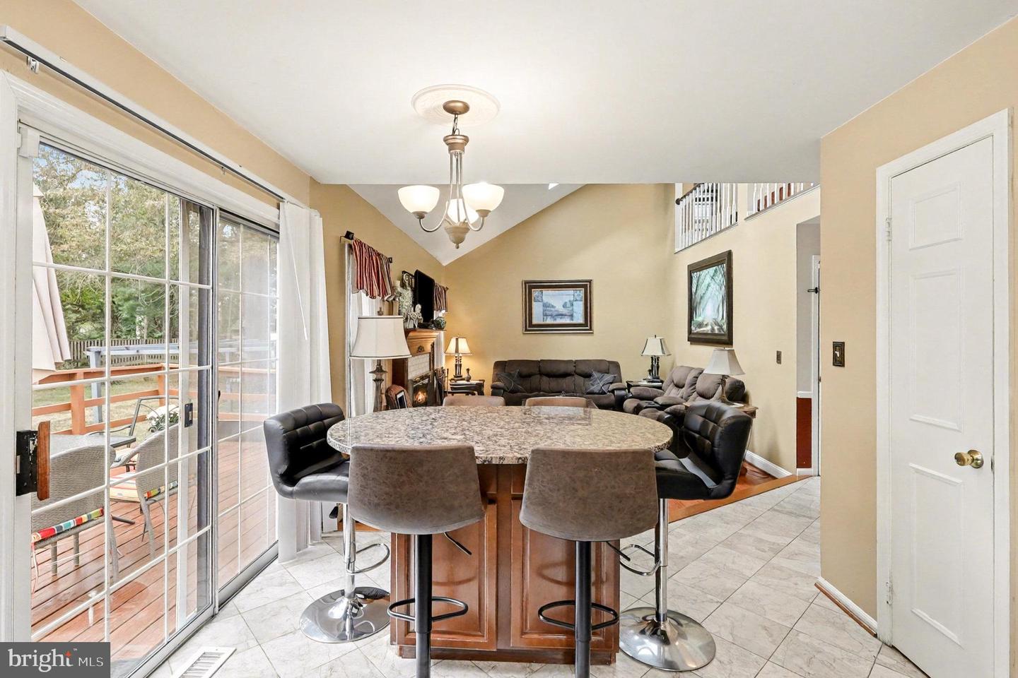 3606 CANOE BIRCH CT, FAIRFAX, Virginia 22033, 4 Bedrooms Bedrooms, 8 Rooms Rooms,3 BathroomsBathrooms,Residential,For sale,3606 CANOE BIRCH CT,VAFX2274422 MLS # VAFX2274422