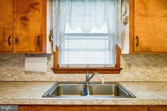 16 SUNDANCE RETREAT LN, NEW MARKET, Virginia 22844, 3 Bedrooms Bedrooms, ,2 BathroomsBathrooms,Residential,For sale,16 SUNDANCE RETREAT LN,VASH2012784 MLS # VASH2012784