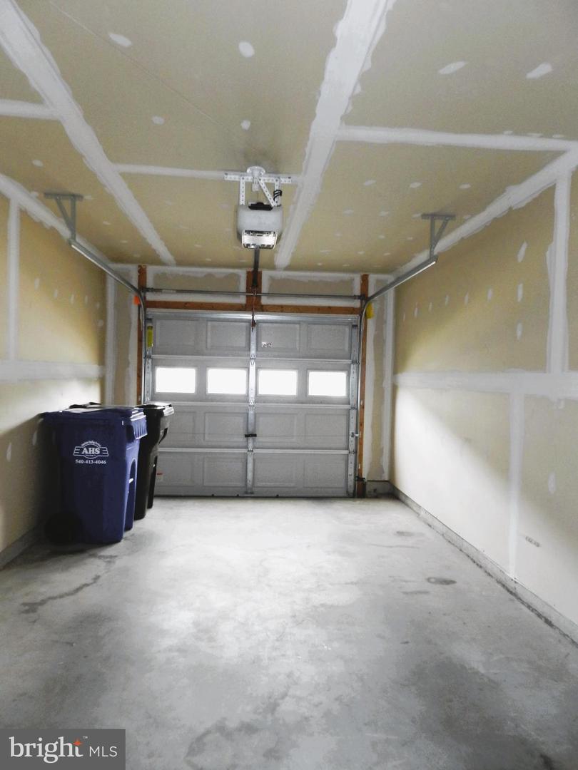 23212 WESTWOOD CT, RUTHER GLEN, Virginia 22546, 3 Bedrooms Bedrooms, ,2 BathroomsBathrooms,Residential,For sale,23212 WESTWOOD CT,VACV2009000 MLS # VACV2009000