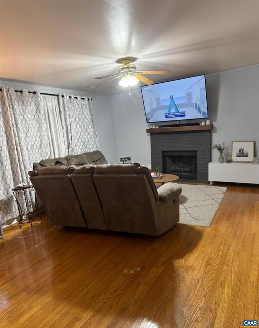 138 TINKLING SPRINGS RD, FISHERSVILLE, Virginia 22939, 3 Bedrooms Bedrooms, ,2 BathroomsBathrooms,Residential,For sale,138 TINKLING SPRINGS RD,670027 MLS # 670027 138 TINKLING SPRINGS RD, FISHERSVILLE, Virginia 22939, 3 Bedrooms Bedrooms, ,2 BathroomsBathrooms,Residential,For sale,138 TINKLING SPRINGS RD,670027 MLS # 670027