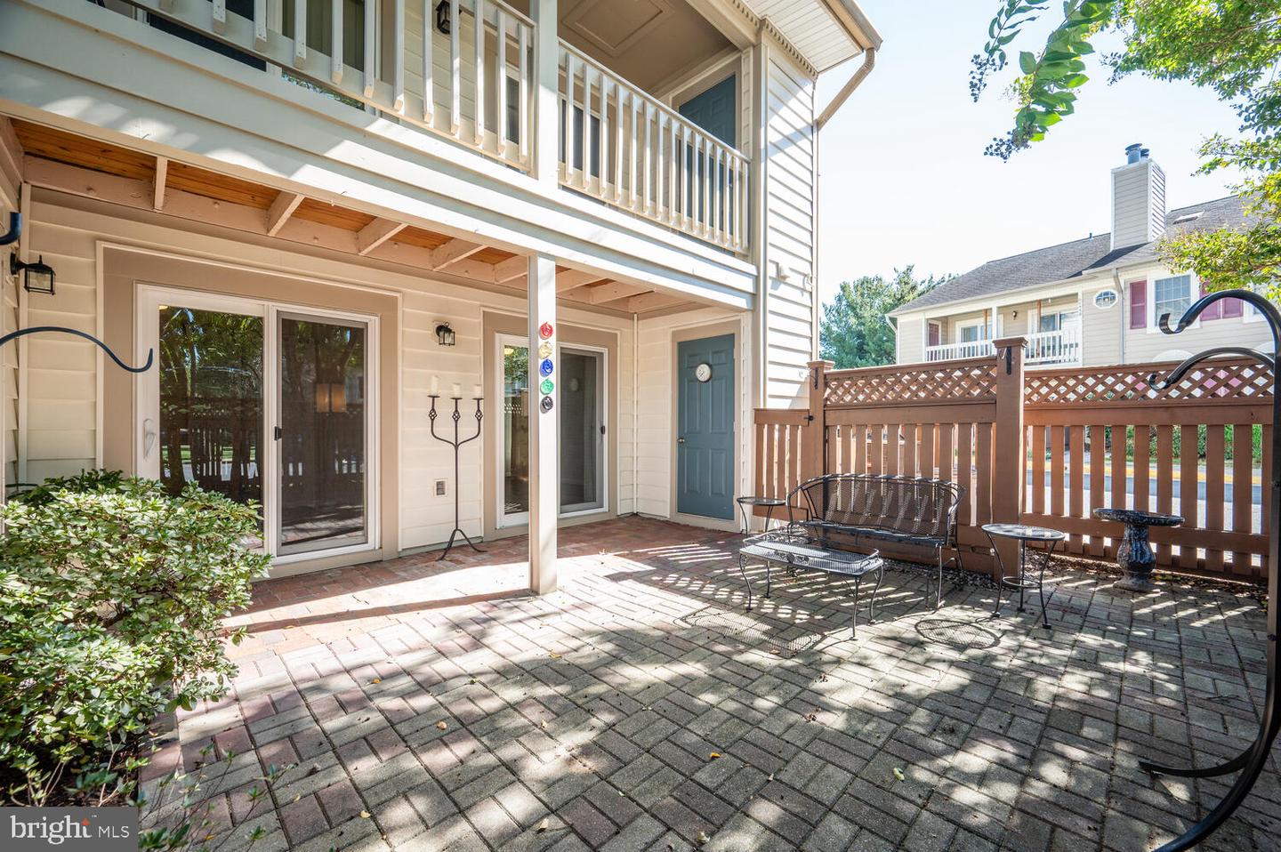 6052-A ESSEX HOUSE SQ #6052A, ALEXANDRIA, Virginia 22310, 2 Bedrooms Bedrooms, ,1 BathroomBathrooms,Residential,For sale,6052-A ESSEX HOUSE SQ #6052A,VAFX2274450 MLS # VAFX2274450
