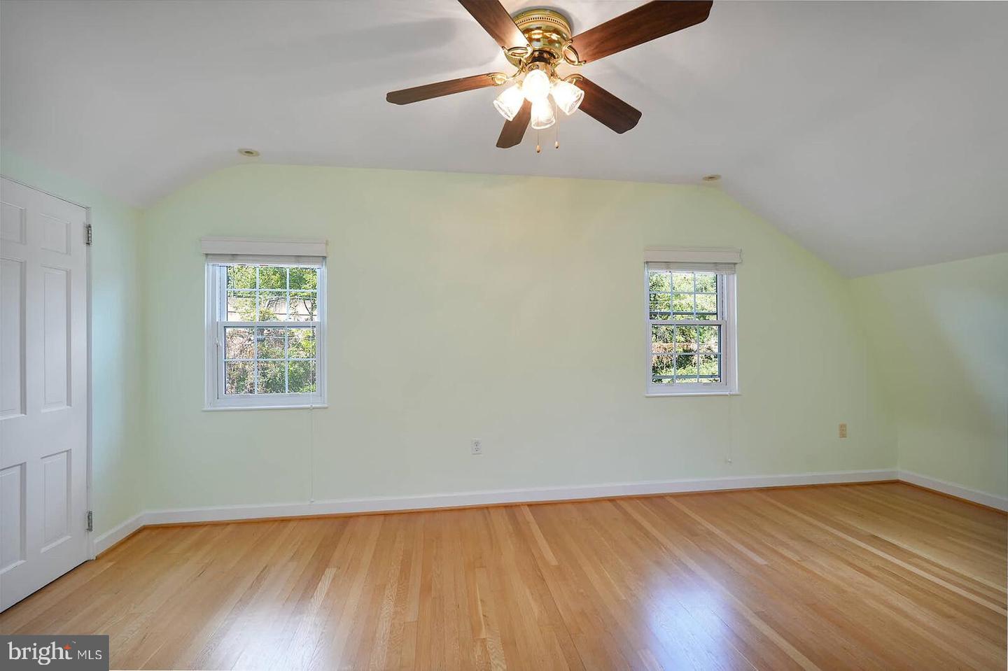 3214 19TH RD N, ARLINGTON, Virginia 22201, 4 Bedrooms Bedrooms, ,2 BathroomsBathrooms,Residential,For sale,3214 19TH RD N,VAAR2064964 MLS # VAAR2064964