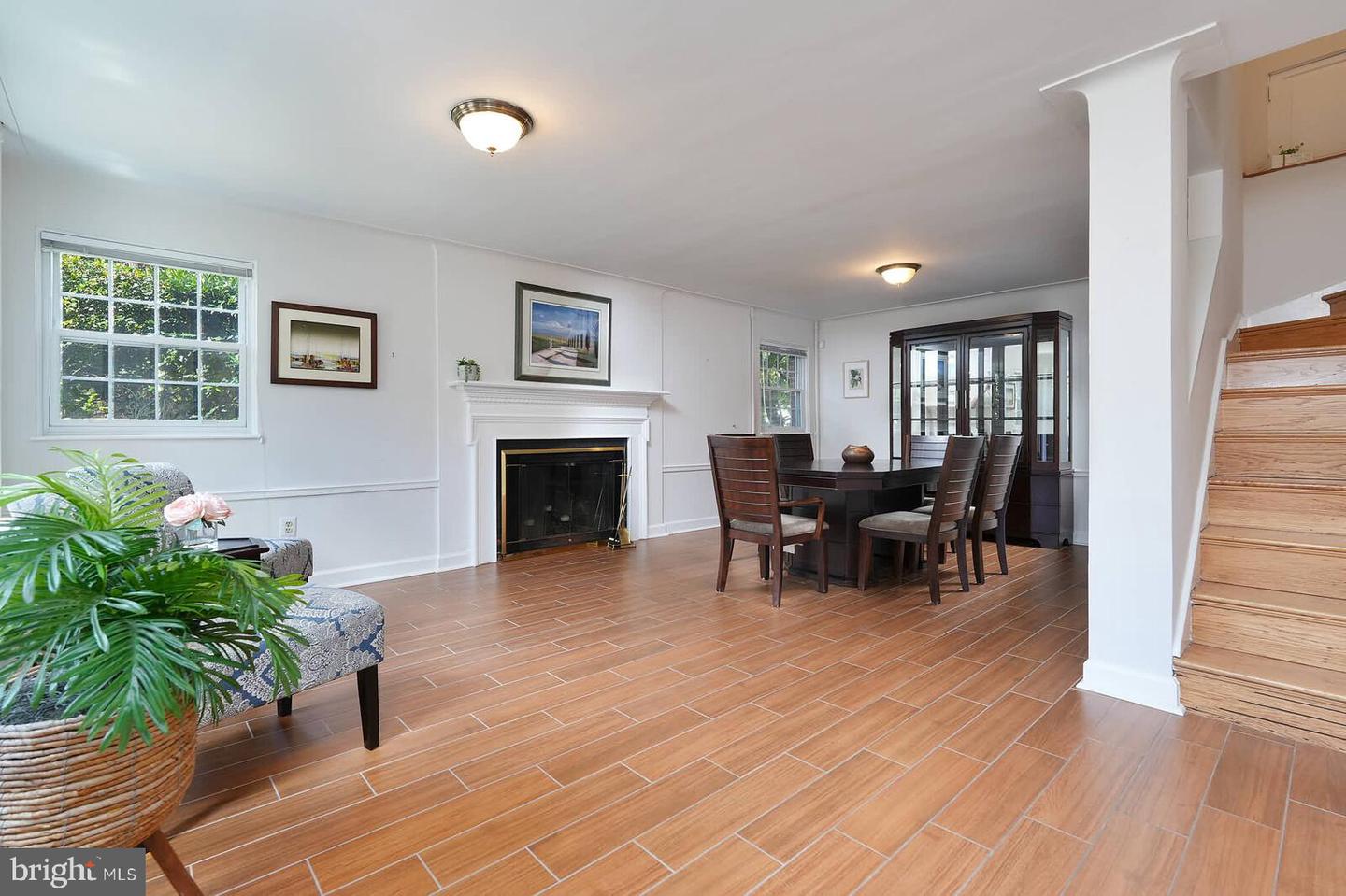 3214 19TH RD N, ARLINGTON, Virginia 22201, 4 Bedrooms Bedrooms, ,2 BathroomsBathrooms,Residential,For sale,3214 19TH RD N,VAAR2064964 MLS # VAAR2064964