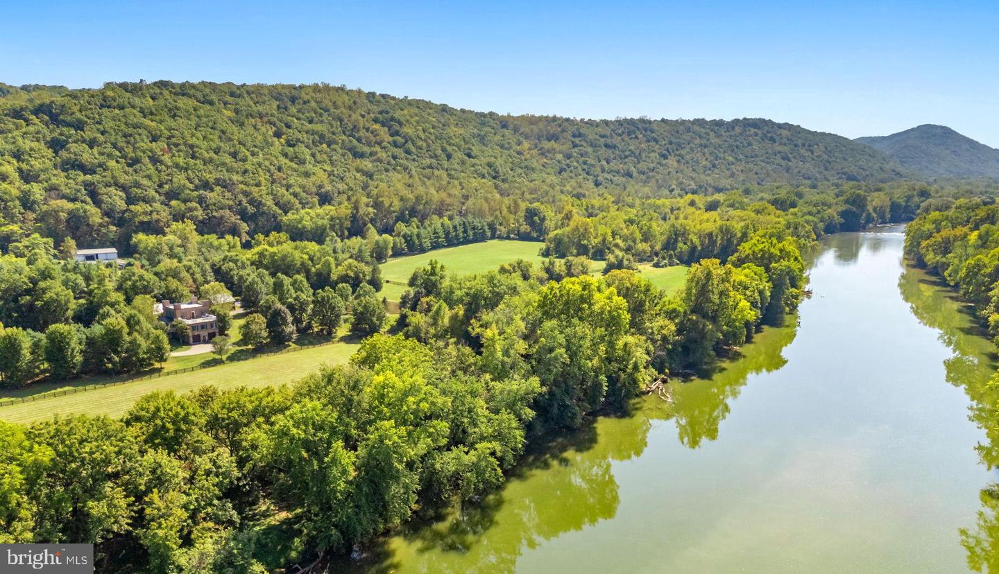 9533 HOWELLSVILLE RD, BOYCE, Virginia 22620, 4 Bedrooms Bedrooms, ,4 BathroomsBathrooms,Farm,For sale,9533 HOWELLSVILLE RD,VACL2006148 MLS # VACL2006148