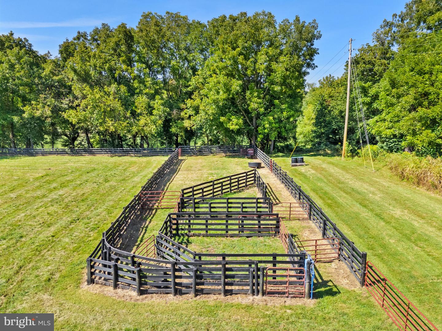 9533 HOWELLSVILLE RD, BOYCE, Virginia 22620, 4 Bedrooms Bedrooms, ,4 BathroomsBathrooms,Farm,For sale,9533 HOWELLSVILLE RD,VACL2006148 MLS # VACL2006148