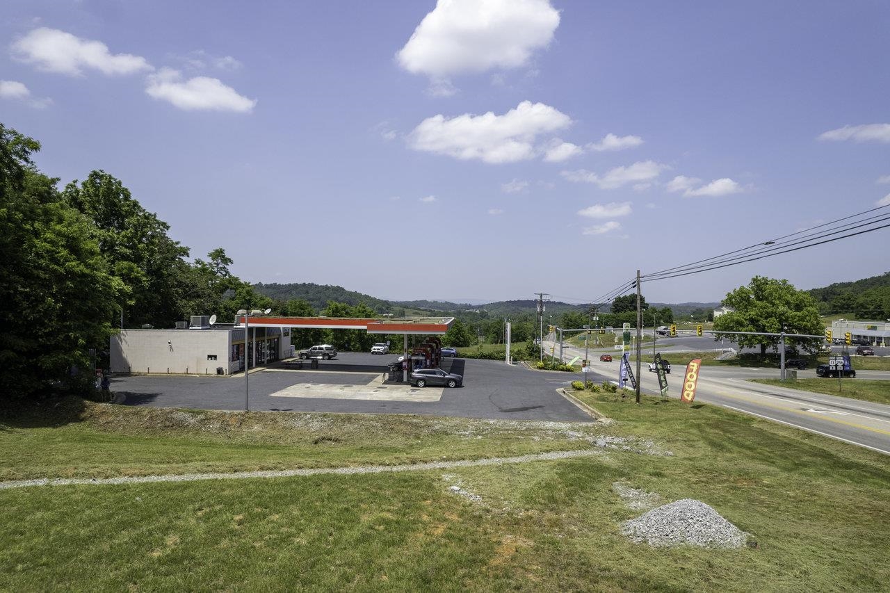 00 LEE HWY, WEYERS CAVE, Virginia 24486, ,Land,00 LEE HWY,642247 MLS # 642247