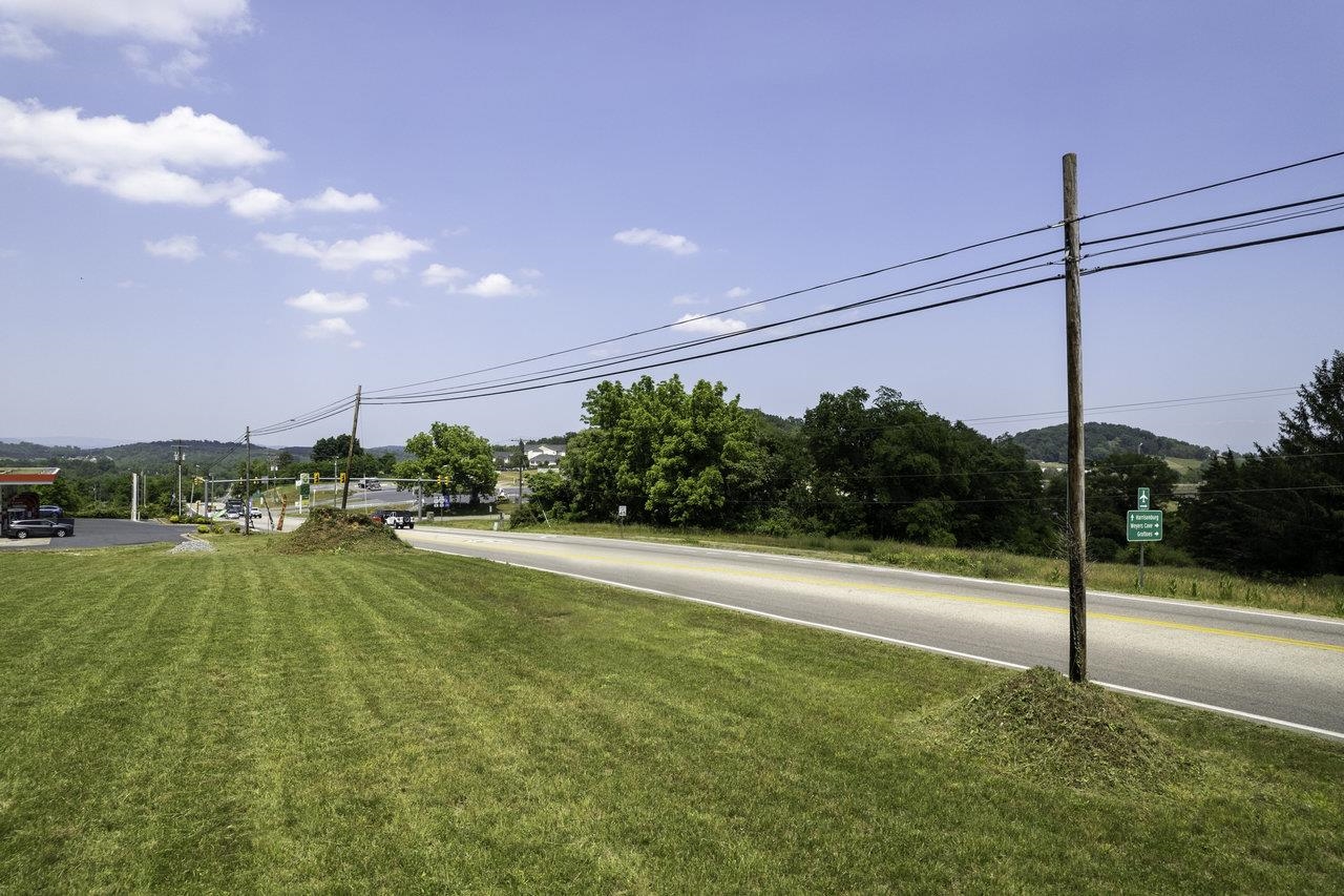 00 LEE HWY, WEYERS CAVE, Virginia 24486, ,Land,00 LEE HWY,642247 MLS # 642247