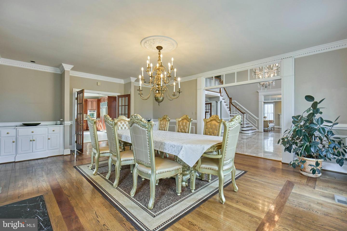 6830 CLIFTON RD, CLIFTON, Virginia 20124, 5 Bedrooms Bedrooms, ,5 BathroomsBathrooms,Residential,For sale,6830 CLIFTON RD,VAFX2223232 MLS # VAFX2223232