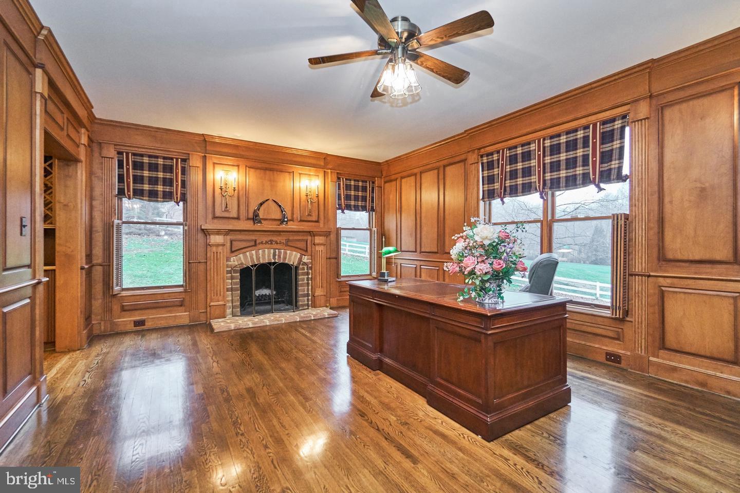6830 CLIFTON RD, CLIFTON, Virginia 20124, 5 Bedrooms Bedrooms, ,5 BathroomsBathrooms,Residential,For sale,6830 CLIFTON RD,VAFX2223232 MLS # VAFX2223232