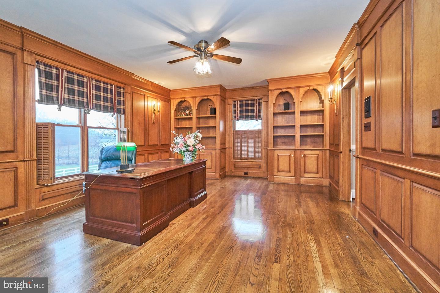 6830 CLIFTON RD, CLIFTON, Virginia 20124, 5 Bedrooms Bedrooms, ,5 BathroomsBathrooms,Residential,For sale,6830 CLIFTON RD,VAFX2223232 MLS # VAFX2223232