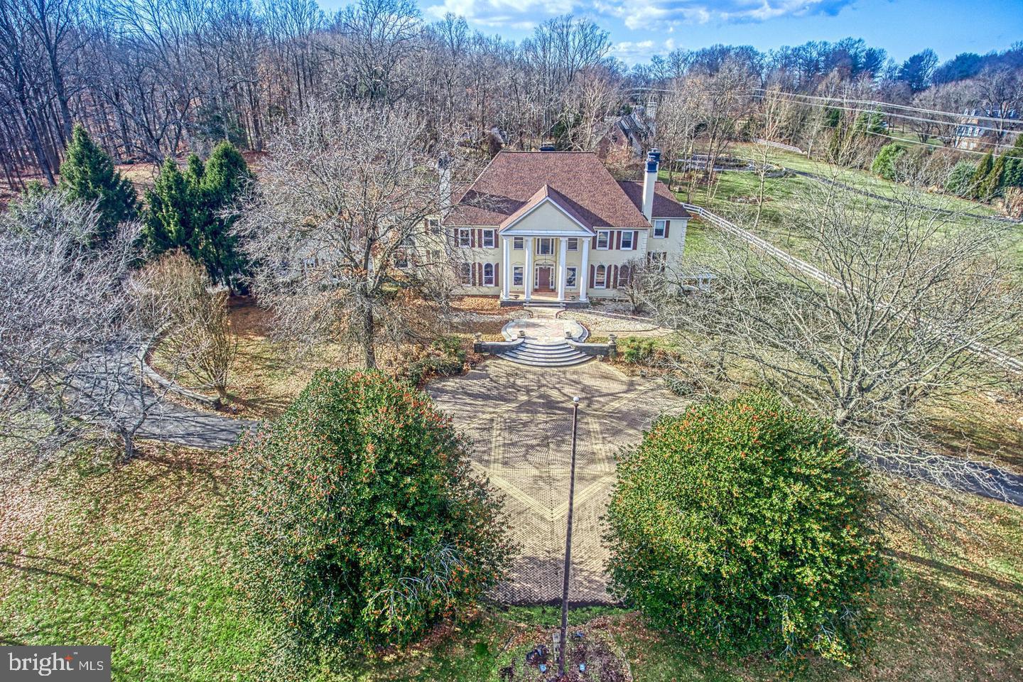 6830 CLIFTON RD, CLIFTON, Virginia 20124, 5 Bedrooms Bedrooms, ,5 BathroomsBathrooms,Residential,For sale,6830 CLIFTON RD,VAFX2223232 MLS # VAFX2223232
