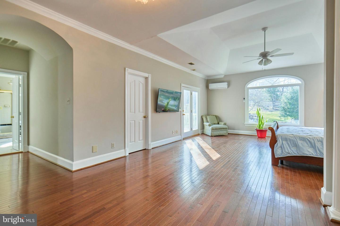 6830 CLIFTON RD, CLIFTON, Virginia 20124, 5 Bedrooms Bedrooms, ,5 BathroomsBathrooms,Residential,For sale,6830 CLIFTON RD,VAFX2223232 MLS # VAFX2223232