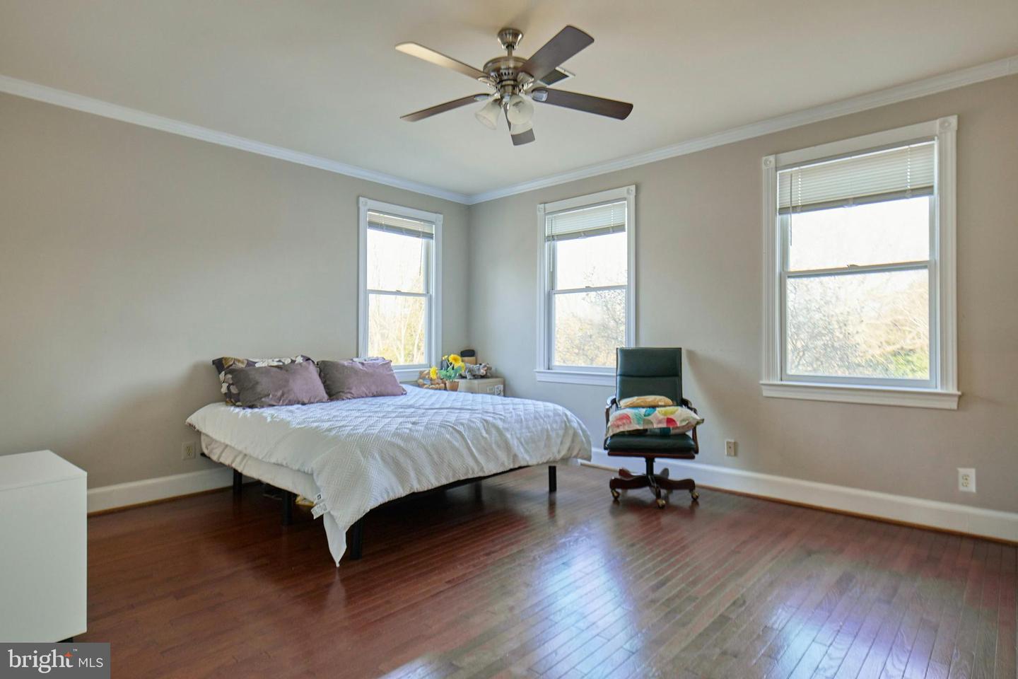 6830 CLIFTON RD, CLIFTON, Virginia 20124, 5 Bedrooms Bedrooms, ,5 BathroomsBathrooms,Residential,For sale,6830 CLIFTON RD,VAFX2223232 MLS # VAFX2223232