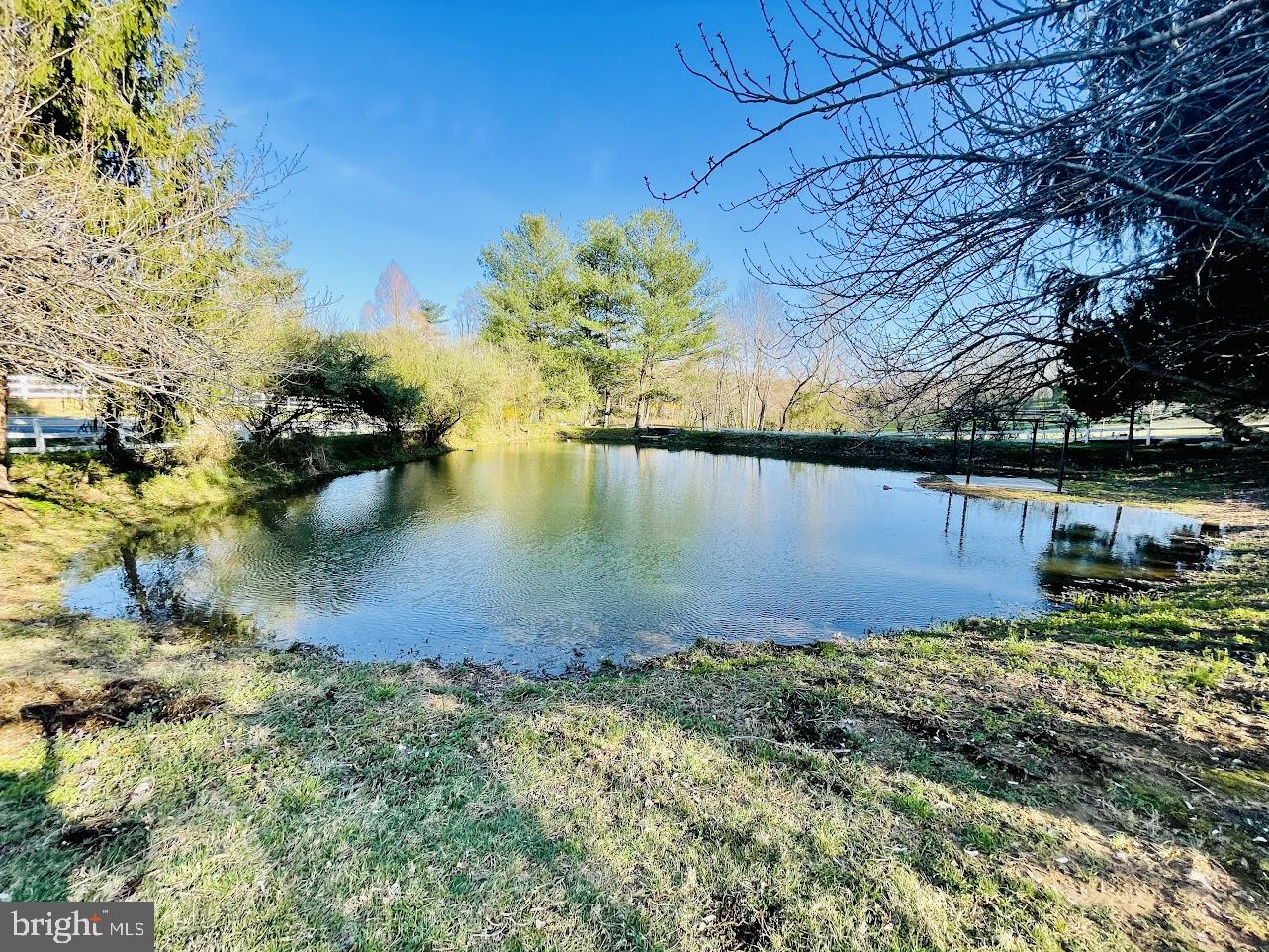 6830 CLIFTON RD, CLIFTON, Virginia 20124, 5 Bedrooms Bedrooms, ,5 BathroomsBathrooms,Residential,For sale,6830 CLIFTON RD,VAFX2223232 MLS # VAFX2223232