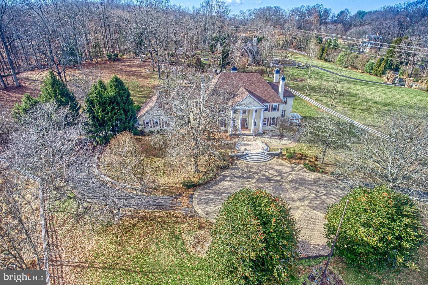 6830 CLIFTON RD, CLIFTON, Virginia 20124, 5 Bedrooms Bedrooms, ,5 BathroomsBathrooms,Residential,For sale,6830 CLIFTON RD,VAFX2223232 MLS # VAFX2223232