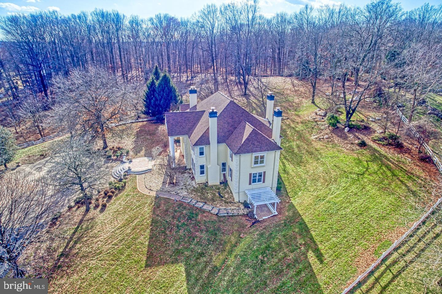 6830 CLIFTON RD, CLIFTON, Virginia 20124, 5 Bedrooms Bedrooms, ,5 BathroomsBathrooms,Residential,For sale,6830 CLIFTON RD,VAFX2223232 MLS # VAFX2223232