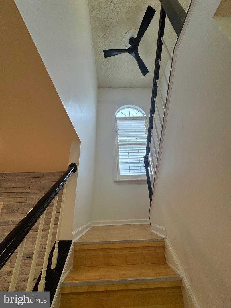 62 VISTA WOODS RD, STAFFORD, Virginia 22556, 3 Bedrooms Bedrooms, ,3 BathroomsBathrooms,Residential,For sale,62 VISTA WOODS RD,VAST2039146 MLS # VAST2039146