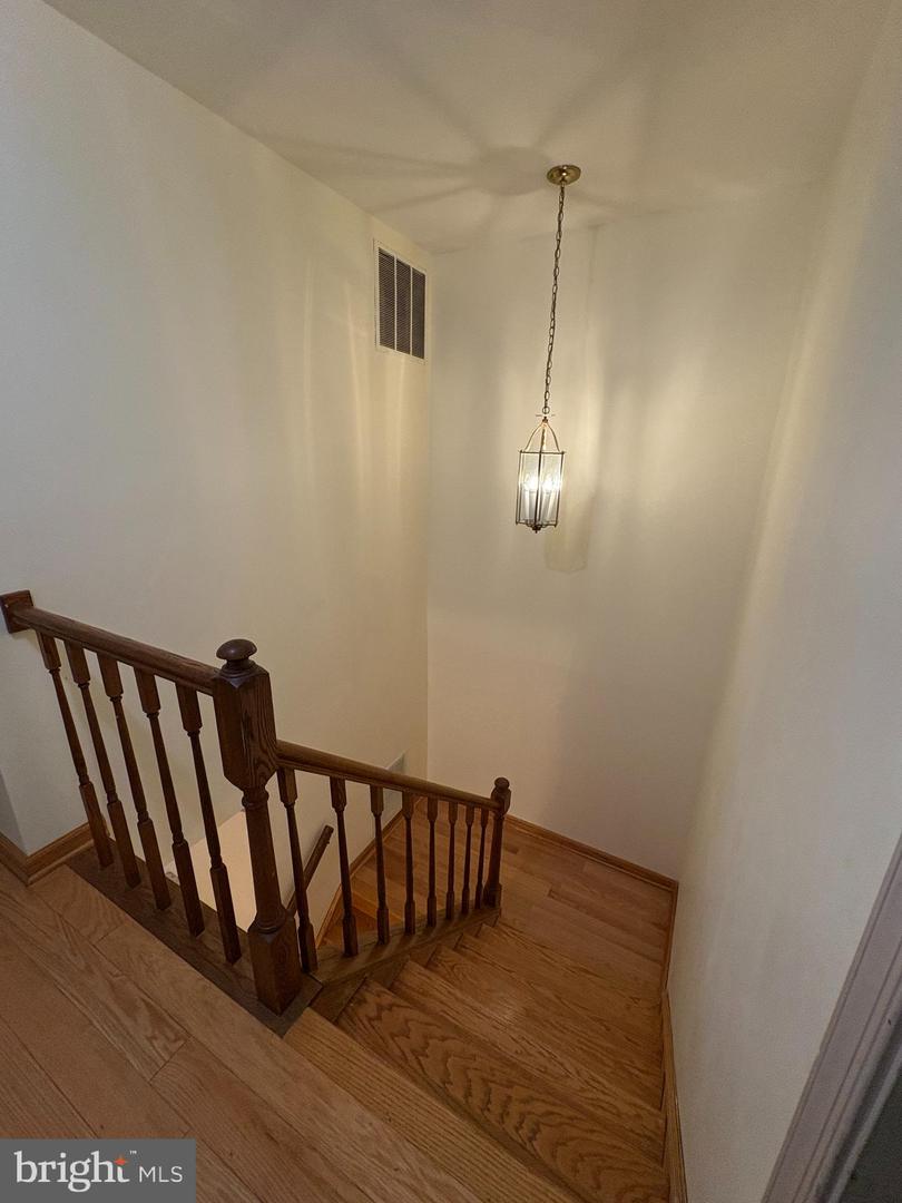 5930 LANGTON DR, FRANCONIA, Virginia 22310, 3 Bedrooms Bedrooms, ,3 BathroomsBathrooms,Residential,For sale,5930 LANGTON DR,VAFX2246138 MLS # VAFX2246138