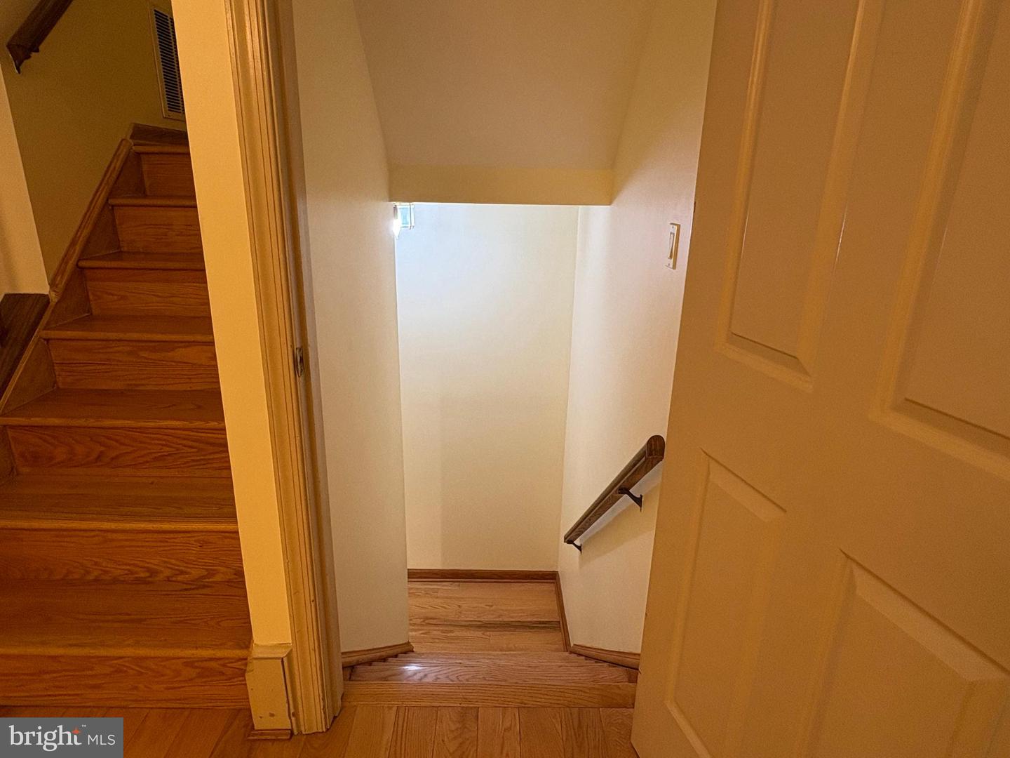 5930 LANGTON DR, FRANCONIA, Virginia 22310, 3 Bedrooms Bedrooms, ,3 BathroomsBathrooms,Residential,For sale,5930 LANGTON DR,VAFX2246138 MLS # VAFX2246138