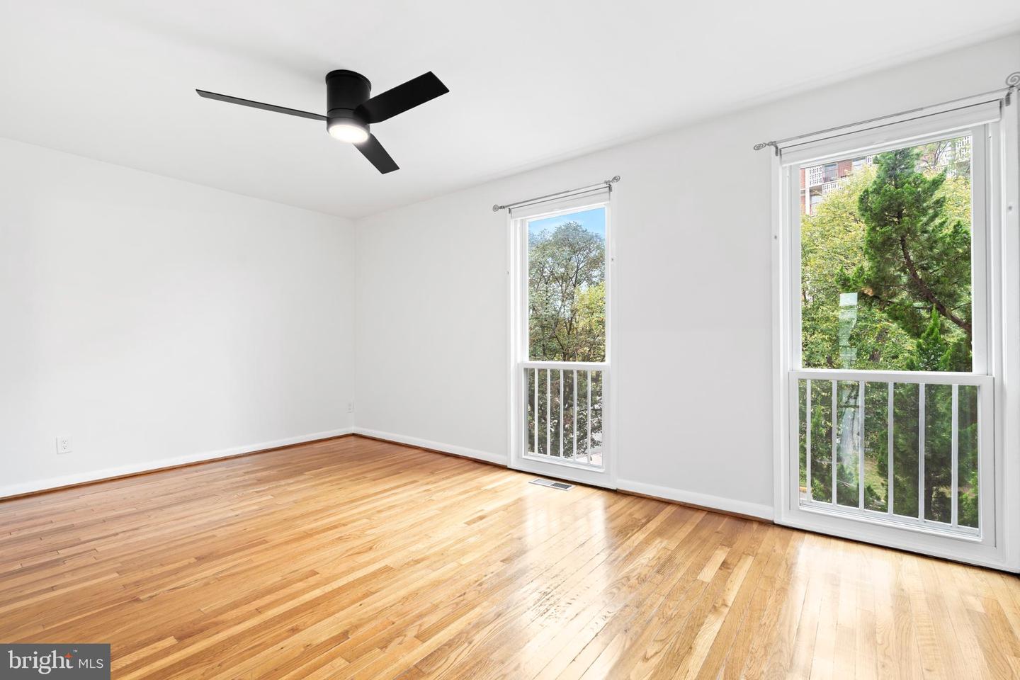 73 G ST SW #103, WASHINGTON, District Of Columbia 20024, 2 Bedrooms Bedrooms, ,2 BathroomsBathrooms,Residential,For sale,73 G ST SW #103,DCDC2214440 MLS # DCDC2214440