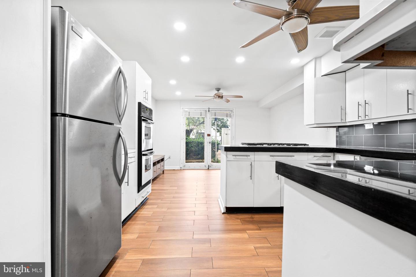 73 G ST SW #103, WASHINGTON, District Of Columbia 20024, 2 Bedrooms Bedrooms, ,2 BathroomsBathrooms,Residential,For sale,73 G ST SW #103,DCDC2214440 MLS # DCDC2214440