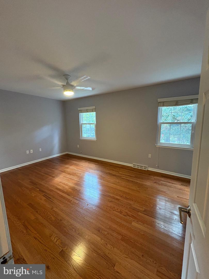 6447 GILDAR ST, ALEXANDRIA, Virginia 22310, 3 Bedrooms Bedrooms, ,2 BathroomsBathrooms,Residential,For sale,6447 GILDAR ST,VAFX2260720 MLS # VAFX2260720