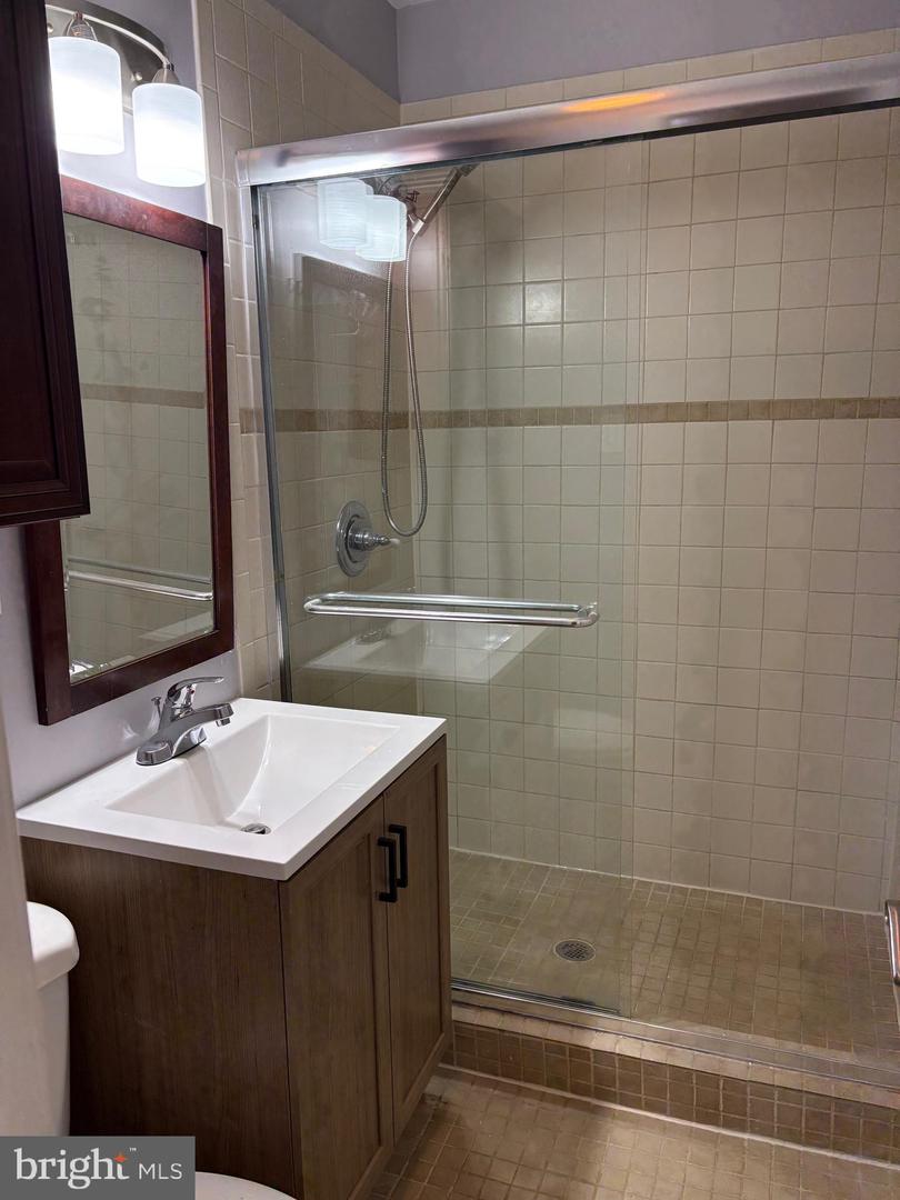 6447 GILDAR ST, ALEXANDRIA, Virginia 22310, 3 Bedrooms Bedrooms, ,2 BathroomsBathrooms,Residential,For sale,6447 GILDAR ST,VAFX2260720 MLS # VAFX2260720